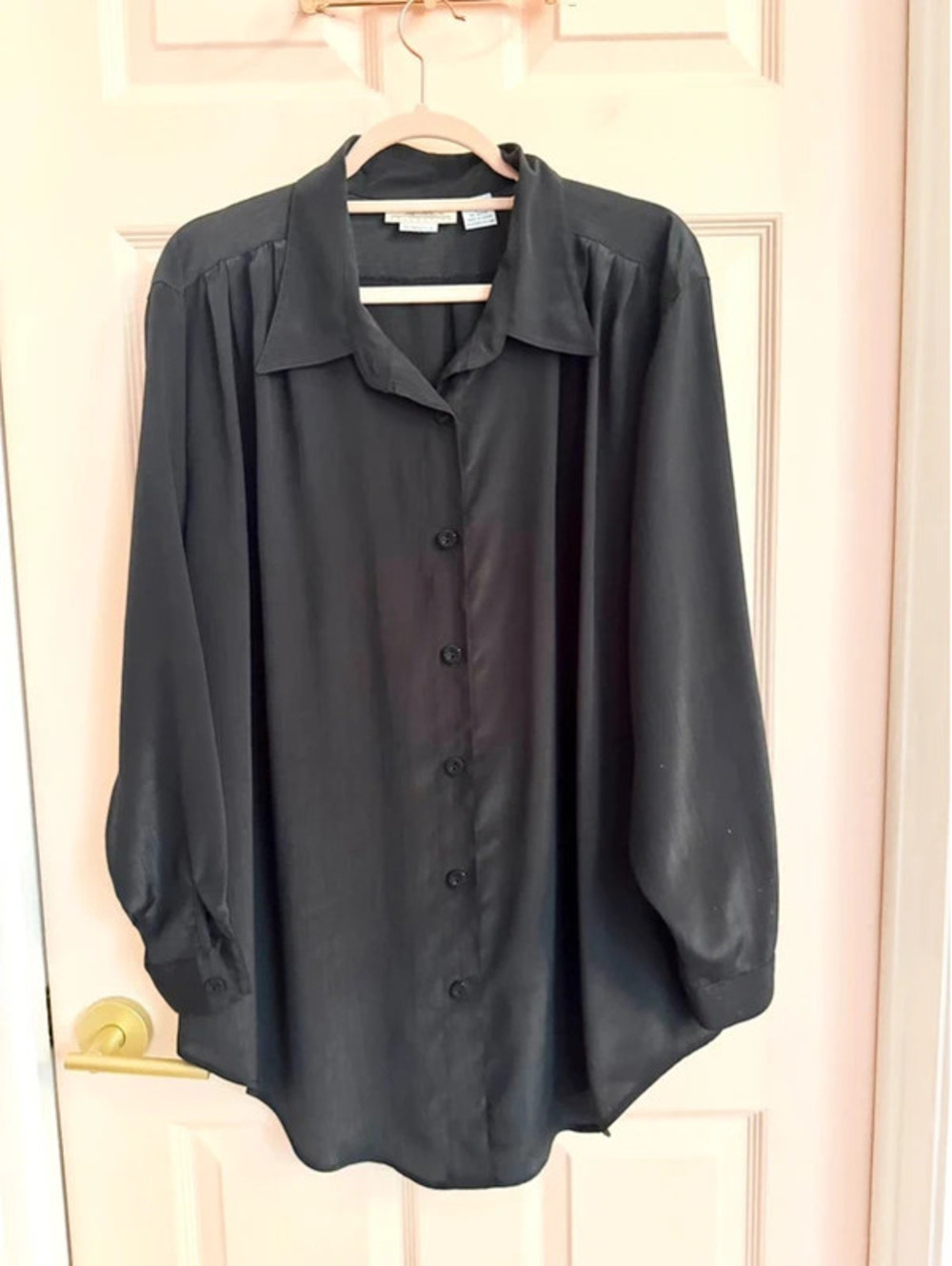Black sue brett button up